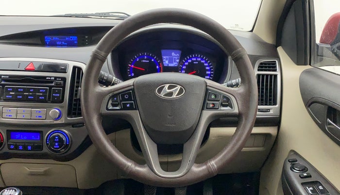 2013 Hyundai i20 ASTA 1.4 CRDI, Diesel, Manual, 67,051 km, Steering Wheel Close Up