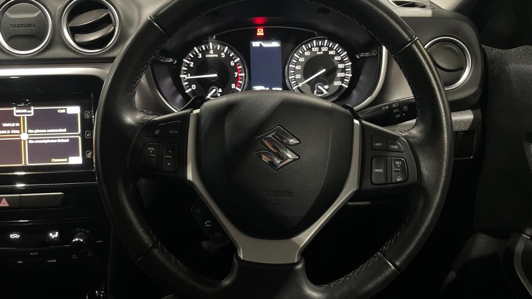 2023 Suzuki Vitara 1.4l, Automatic, 34552 km, Steering Wheel Close-up
