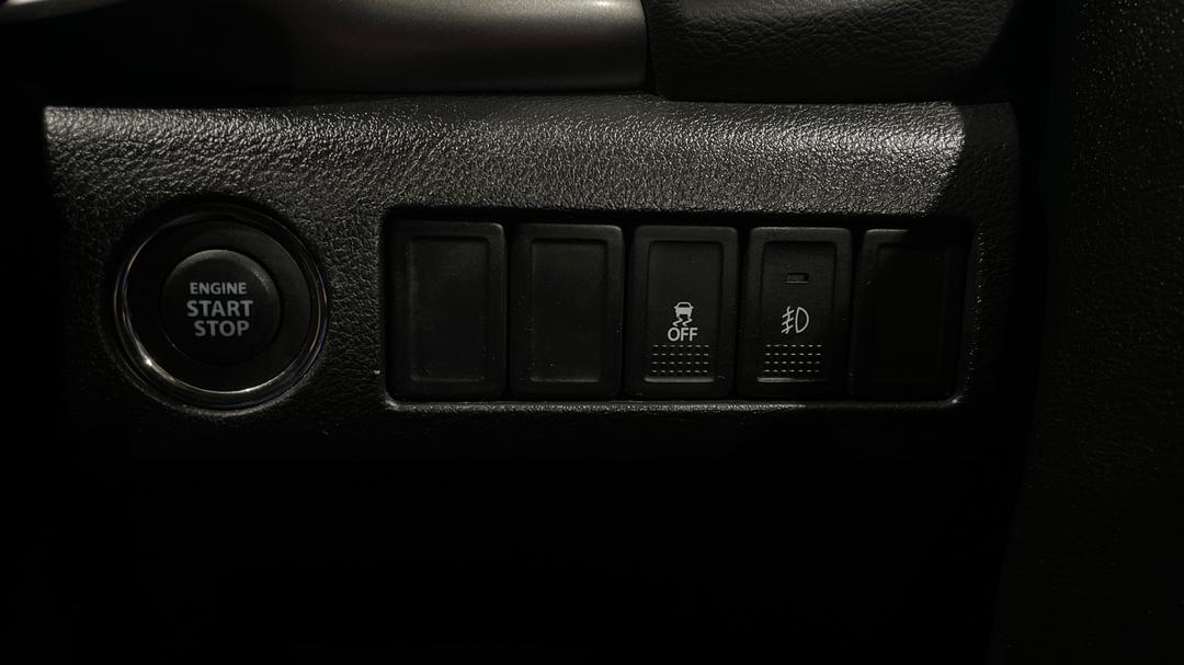 2023 Suzuki Vitara 1.4l, Automatic, 34552 km, Utility Switches/Buttons