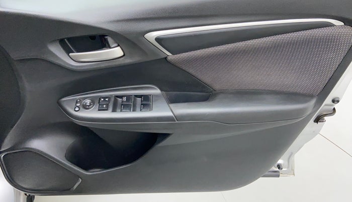 2017 Honda WR-V 1.5 i-DTEC VX MT, Diesel, Manual, 87,926 km, Driver Side Door Panels Control