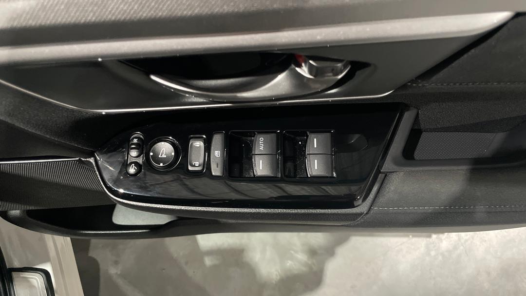 2019 Honda CR-V Vti-s (AWD), Automatic, 142652 km, Drivers Side Door Panel Controls