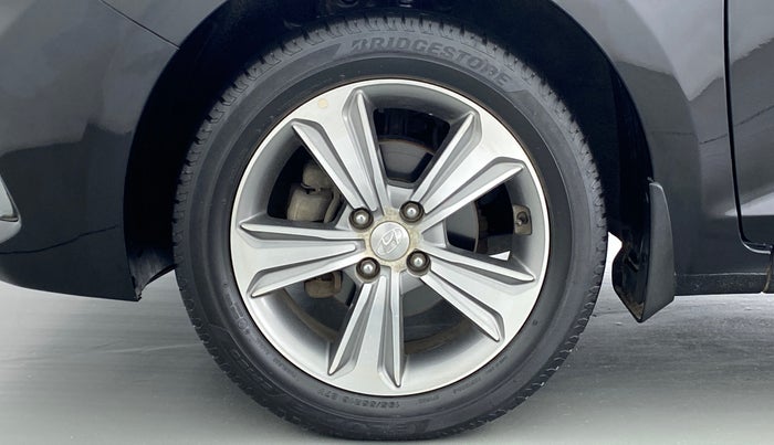 2018 Hyundai Verna 1.6 SX VTVT AT (O), Petrol, Automatic, 25,129 km, Left Front Wheel