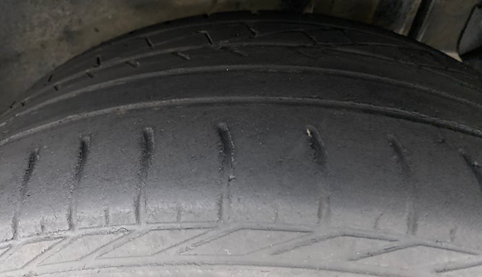 2019 Tata NEXON XMA 1.2, Petrol, Automatic, 48,872 km, Left Rear Tyre Tread