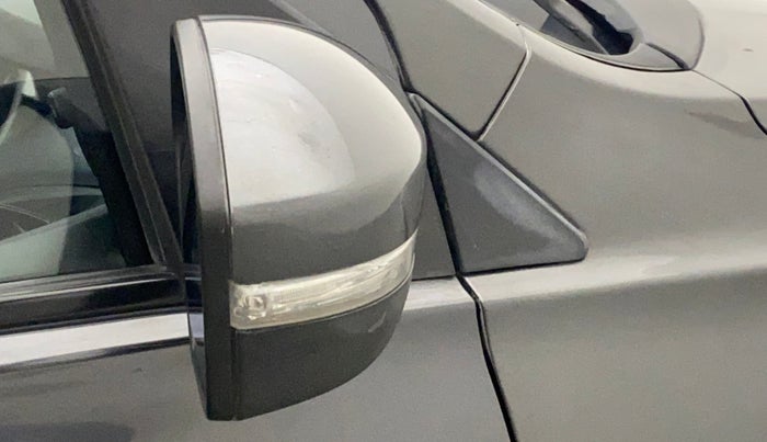 2020 Tata Tiago XT PETROL, Petrol, Manual, 42,969 km, Right rear-view mirror - Indicator light has minor damage