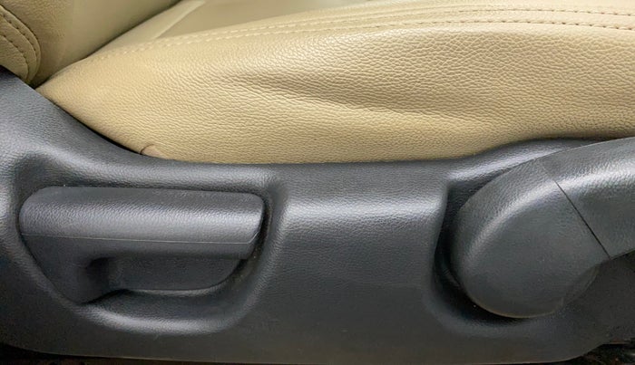 2018 Honda City 1.5L I-VTE V CVT, Petrol, Automatic, 59,543 km, Driver Side Adjustment Panel