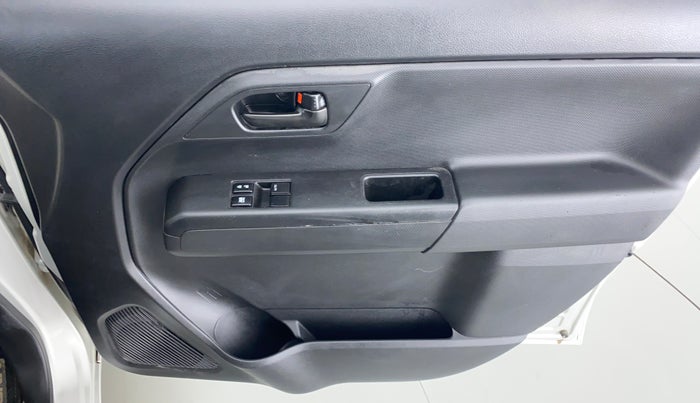 2020 Maruti New Wagon-R LXI 1.0 L, Petrol, Manual, 4,968 km, Driver Side Door Panels Control