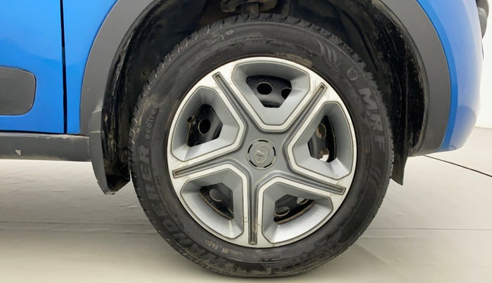 2018 Tata NEXON XM PETROL, CNG, Manual, 91,460 km, Right Front Wheel