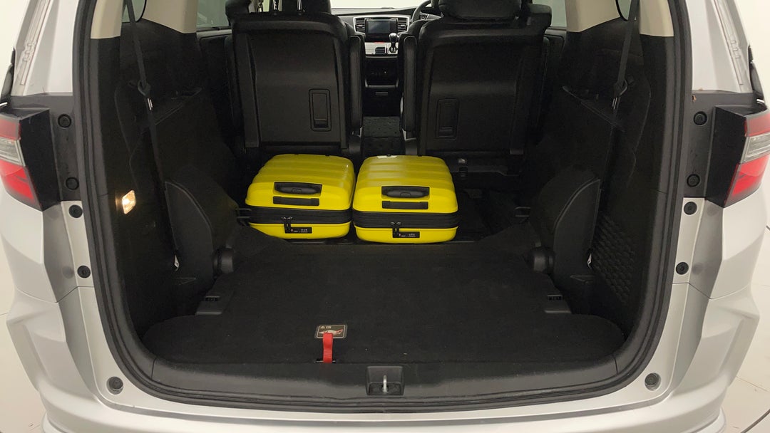 2018 Honda Odyssey Vti-l, Automatic, 64299 km, Boot Inside View with Luggage