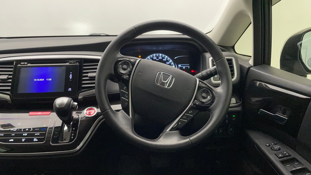 2018 Honda Odyssey Vti-l, Automatic, 64299 km, Steering Wheel Close-up