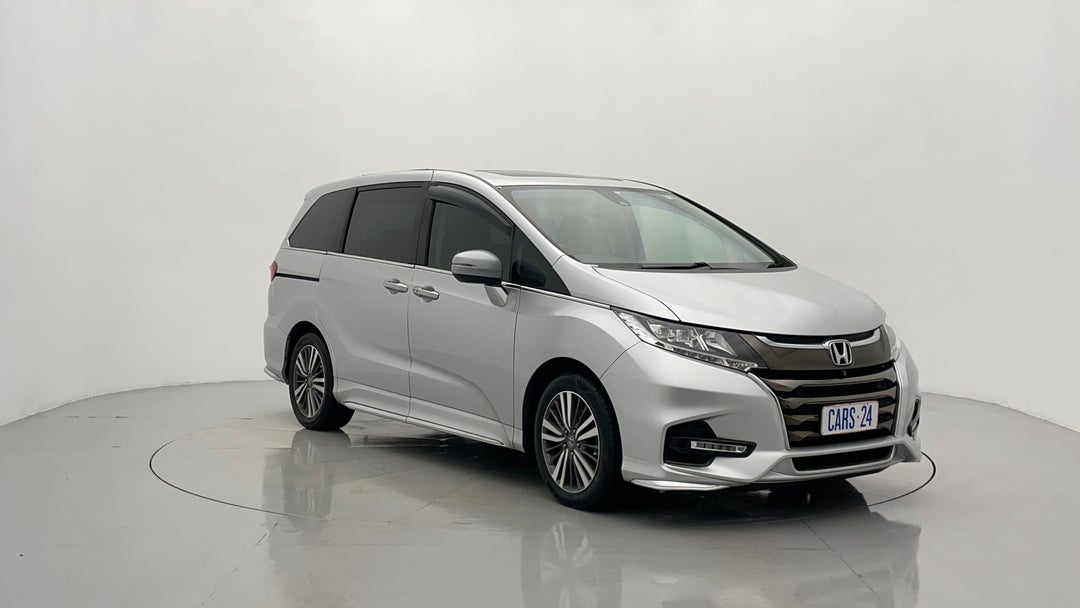 2018 Honda Odyssey Vti-l, Automatic, 64299 km, Right Front Diagonal (45- Degree) View