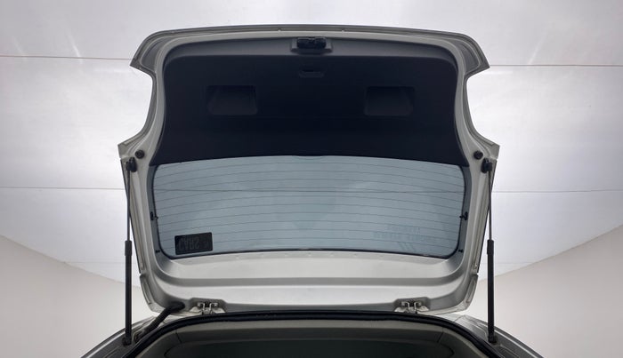 2014 Volkswagen Cross Polo HIGHLINE TDI, Diesel, Manual, 93,879 km, Boot Door Open