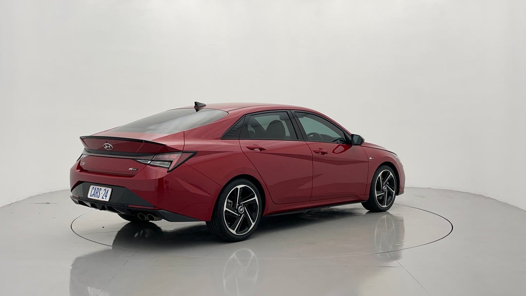 Right Back Diagonal (45- Degree) View