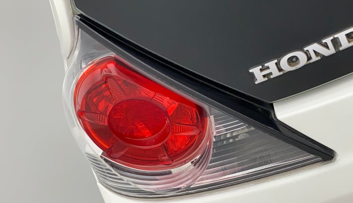2015 Honda Brio S MT, Petrol, Manual, 1,11,585 km, Left tail light - Reverse gear light not functional