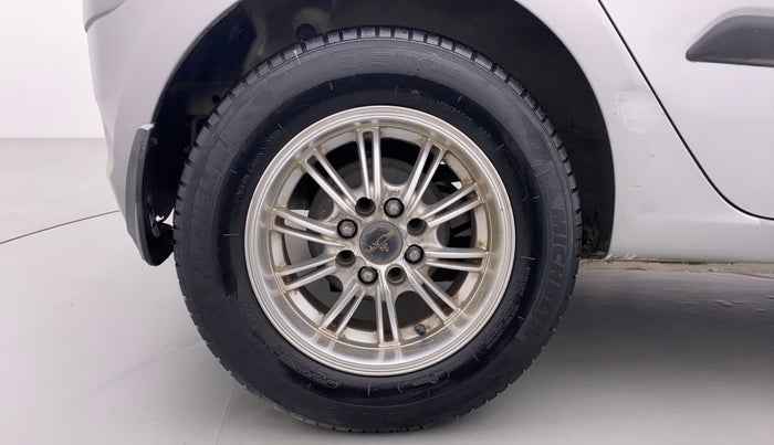 2014 Hyundai i10 SPORTZ 1.1 IRDE2, Petrol, Manual, 49,043 km, Right Rear Wheel