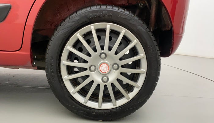 2014 Maruti Wagon R 1.0 VXI, Petrol, Manual, 49,301 km, Left Rear Wheel