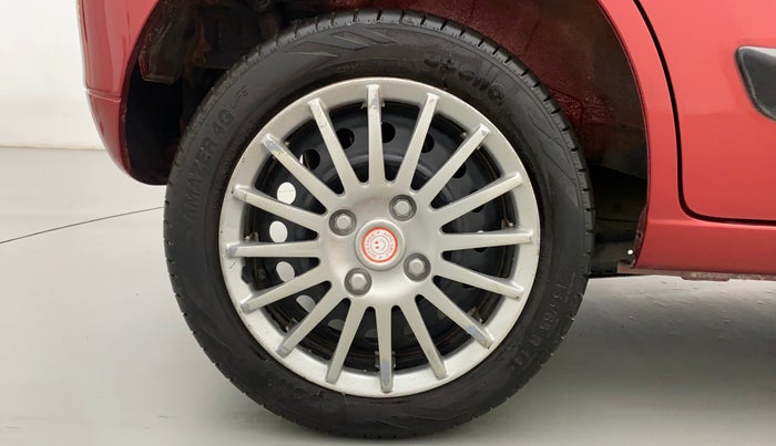 2014 Maruti Wagon R 1.0 VXI, Petrol, Manual, 49,301 km, Right Rear Wheel