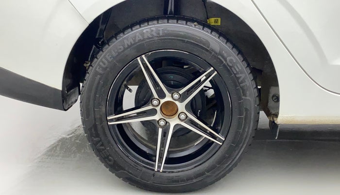 2022 Hyundai AURA S 1.2 CNG, CNG, Manual, 28,182 km, Right Rear Wheel
