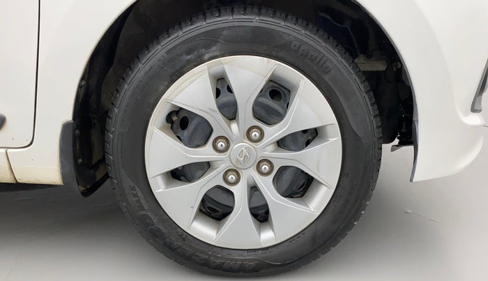 2016 Hyundai Xcent S 1.2, Petrol, Manual, 46,508 km, Right Front Wheel