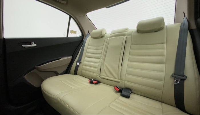 2016 Hyundai Xcent S 1.2, Petrol, Manual, 46,508 km, Right Side Rear Door Cabin