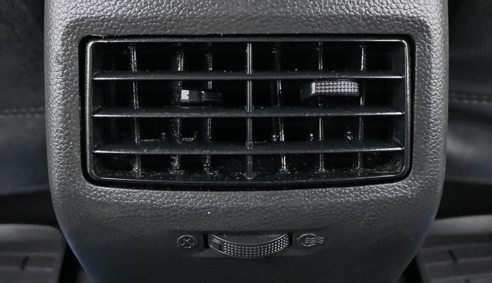 2016 Hyundai Elite i20 SPORTZ 1.2, Petrol, Manual, 53,072 km, Rear AC Vents