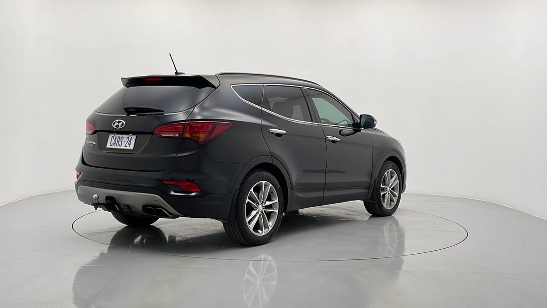 2015 Hyundai Santa Fe Highlander Crdi (4x4), Automatic, 77907 km, Right Back Diagonal (45- Degree) View