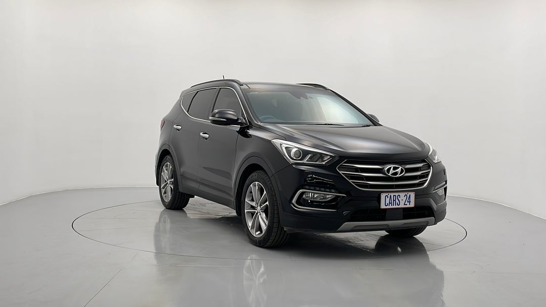 2015 Hyundai Santa Fe Highlander Crdi (4x4), Automatic, 77907 km, Right Front Diagonal (45- Degree) View