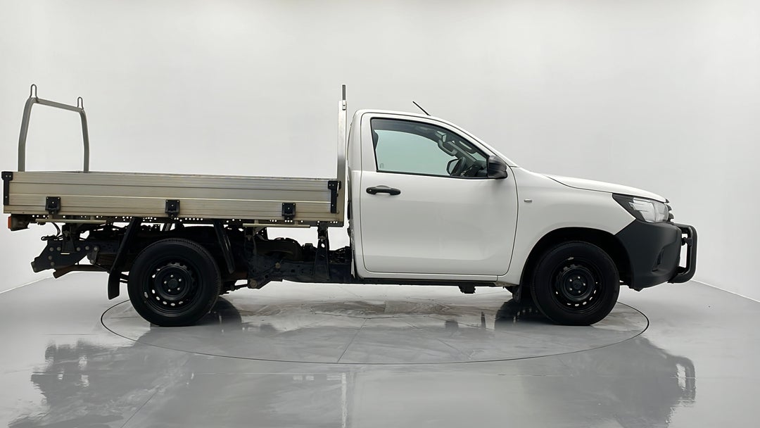 2019 Toyota Hilux Workmate, Automatic, 61438 km, Right Side View