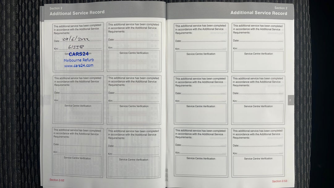 2019 Toyota Hilux Workmate, Automatic, 61438 km, Service History