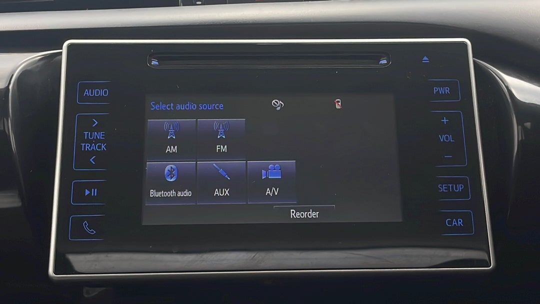 2019 Toyota Hilux Workmate, Automatic, 61438 km, Infotainment System