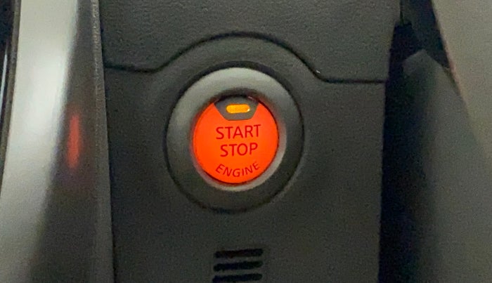 2014 Nissan Micra XV CVT, Petrol, Automatic, 31,091 km, Keyless Start/ Stop Button