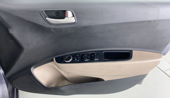 2015 Hyundai Grand i10 SPORTZ 1.2 KAPPA VTVT, Petrol, Manual, 94,527 km, Driver Side Door Panels Control