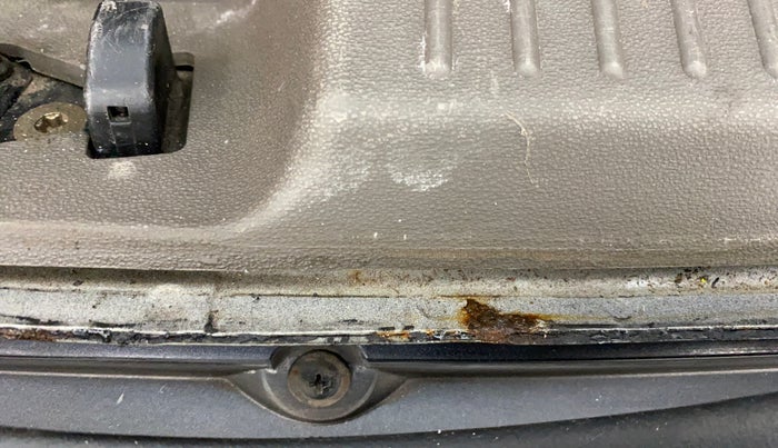 2012 Hyundai i10 SPORTZ 1.2, Petrol, Manual, 1,24,792 km, Dicky (Boot door) - Slightly rusted