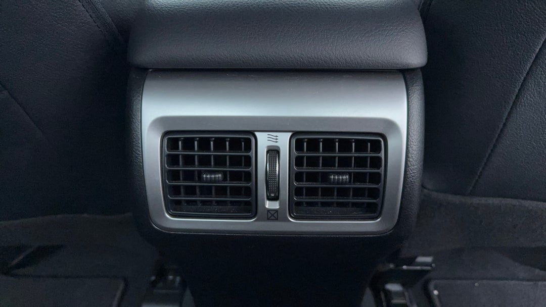 Rear A/C Vent