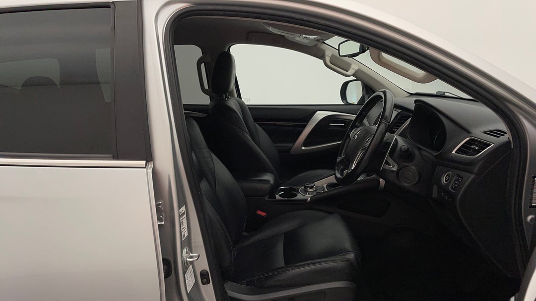 2019 Mitsubishi Pajero Sport Gls (4x4) 5 Seat, Automatic, 64448 km, Right Side Front Door Cabin View