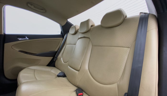 2013 Hyundai Verna FLUIDIC 1.6 CRDI SX OPT, Diesel, Manual, 95,033 km, Right Side Rear Door Cabin