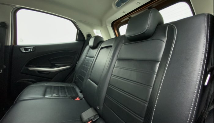 2018 Ford Ecosport 1.5 TDCI TITANIUM PLUS, Diesel, Manual, 36,740 km, Right Side Rear Door Cabin