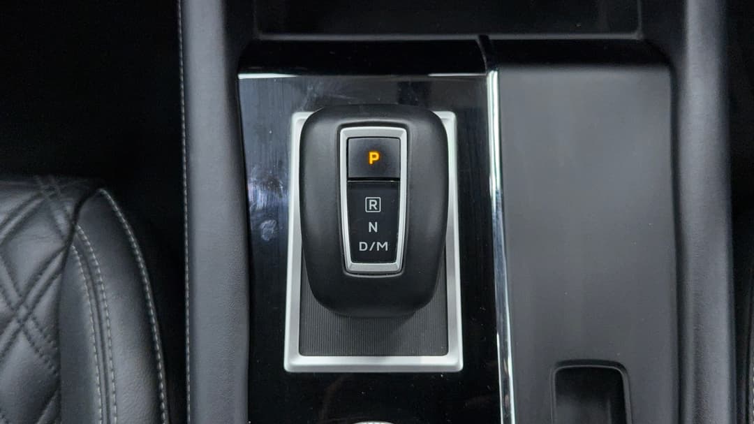 2022 Mitsubishi Outlander Ls 7 Seat (2WD), Automatic, 91764 km, Gear Lever 