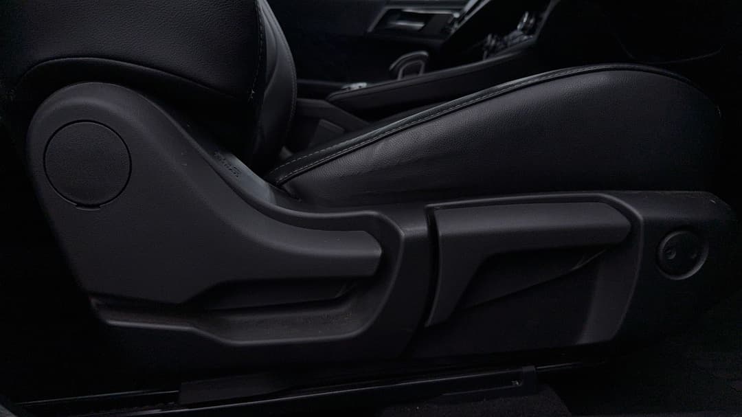 2022 Mitsubishi Outlander Ls 7 Seat (2WD), Automatic, 91764 km, Drivers Side Door Panel Controls