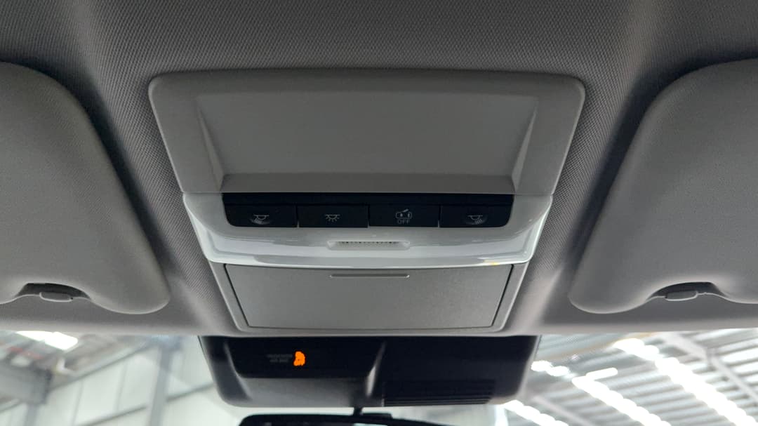 2022 Mitsubishi Outlander Ls 7 Seat (2WD), Automatic, 91764 km, On-Roof Controls/Sunglass holder