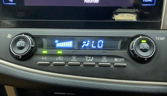 2018 Toyota Innova Crysta 2.4 VX 8 STR, Diesel, Manual, 81,894 km, Automatic Climate Control