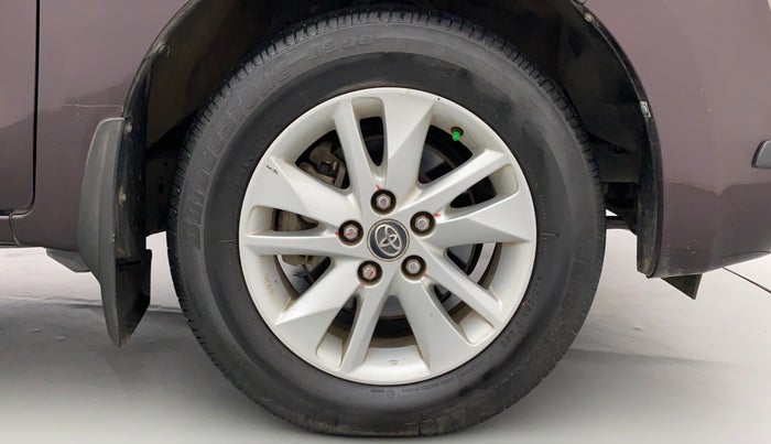2018 Toyota Innova Crysta 2.4 VX 8 STR, Diesel, Manual, 81,894 km, Right Front Wheel