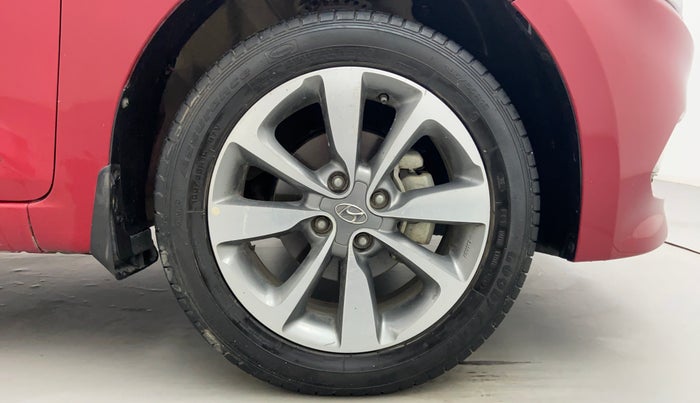 2017 Hyundai Elite i20 ASTA 1.2 (O), Petrol, Manual, 26,729 km, Right Front Tyre