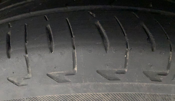 2022 Maruti Celerio VXI CNG, CNG, Manual, 31,366 km, Left Front Tyre Tread