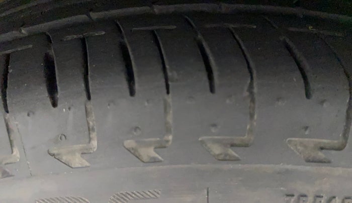 2022 Maruti Celerio VXI CNG, CNG, Manual, 31,366 km, Right Front Tyre Tread