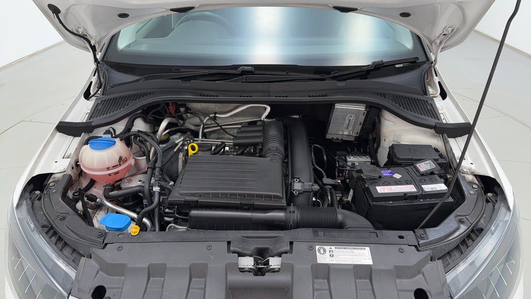 Open Bonnet (Engine)