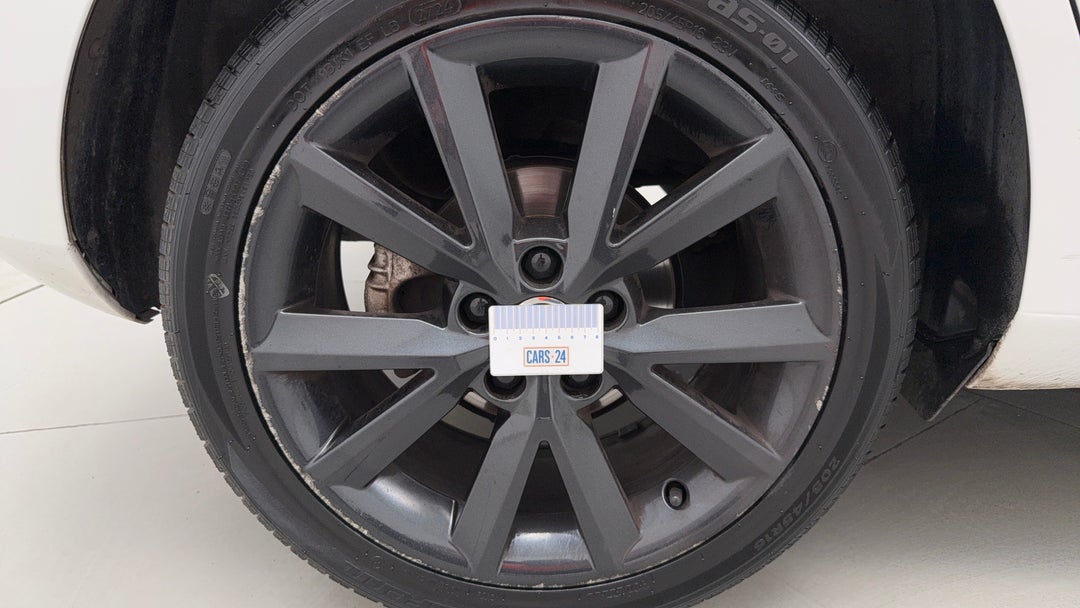 Wheels Rim Rear RHS Gutter Rash