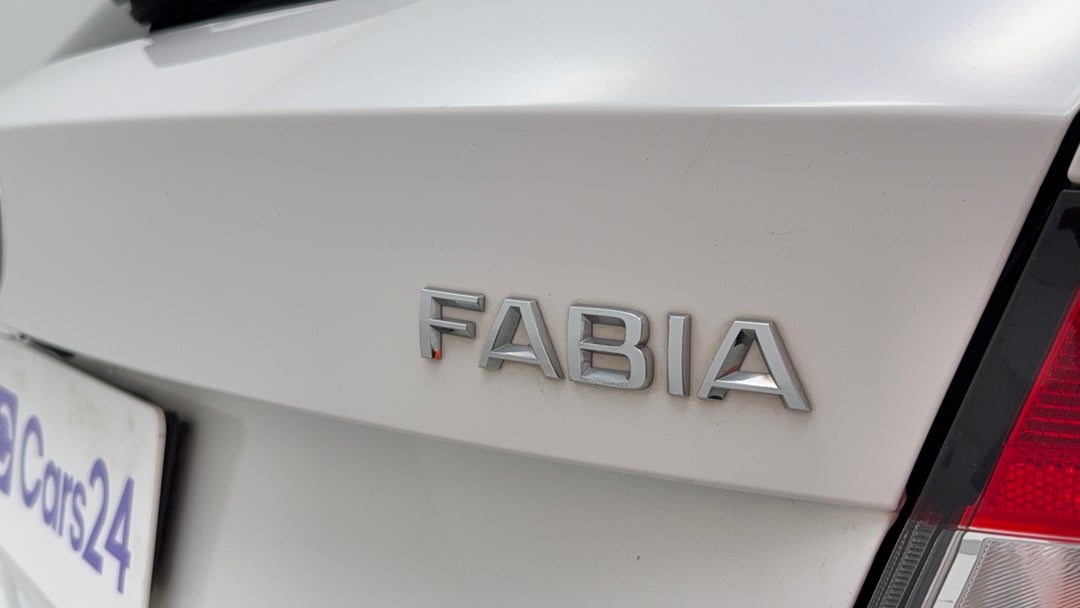 Badge (Boot Right Side)