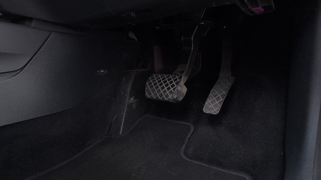 Pedals and Footmat
