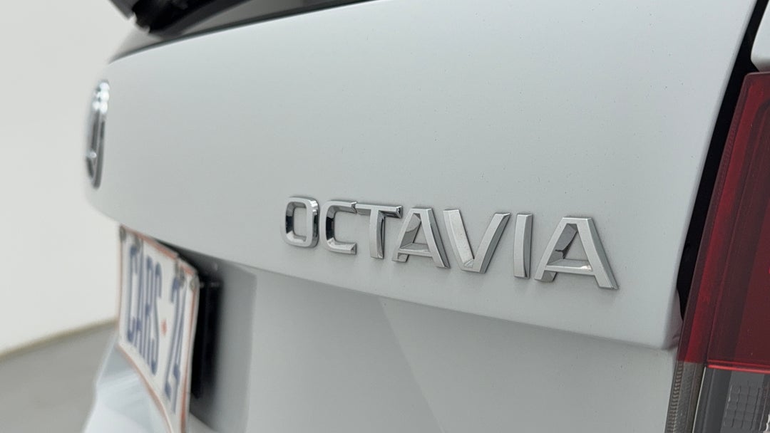 Badge (Boot Right Side)