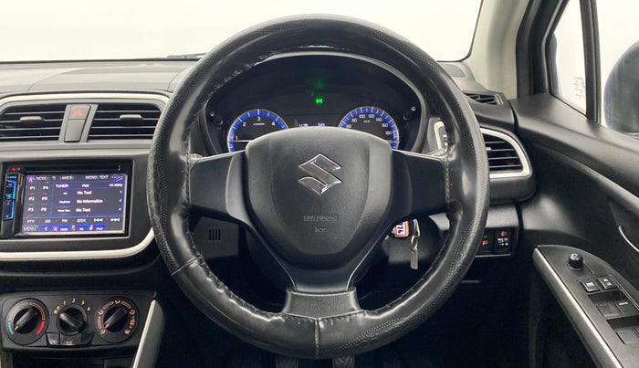2017 Maruti S Cross SIGMA 1.3, Diesel, Manual, 49,703 km, Steering Wheel Close Up
